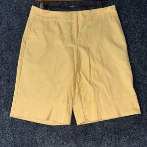 Izod XFG Shorts Womens 14 Yellow Stretch Bermuda Pockets Golf Pockets